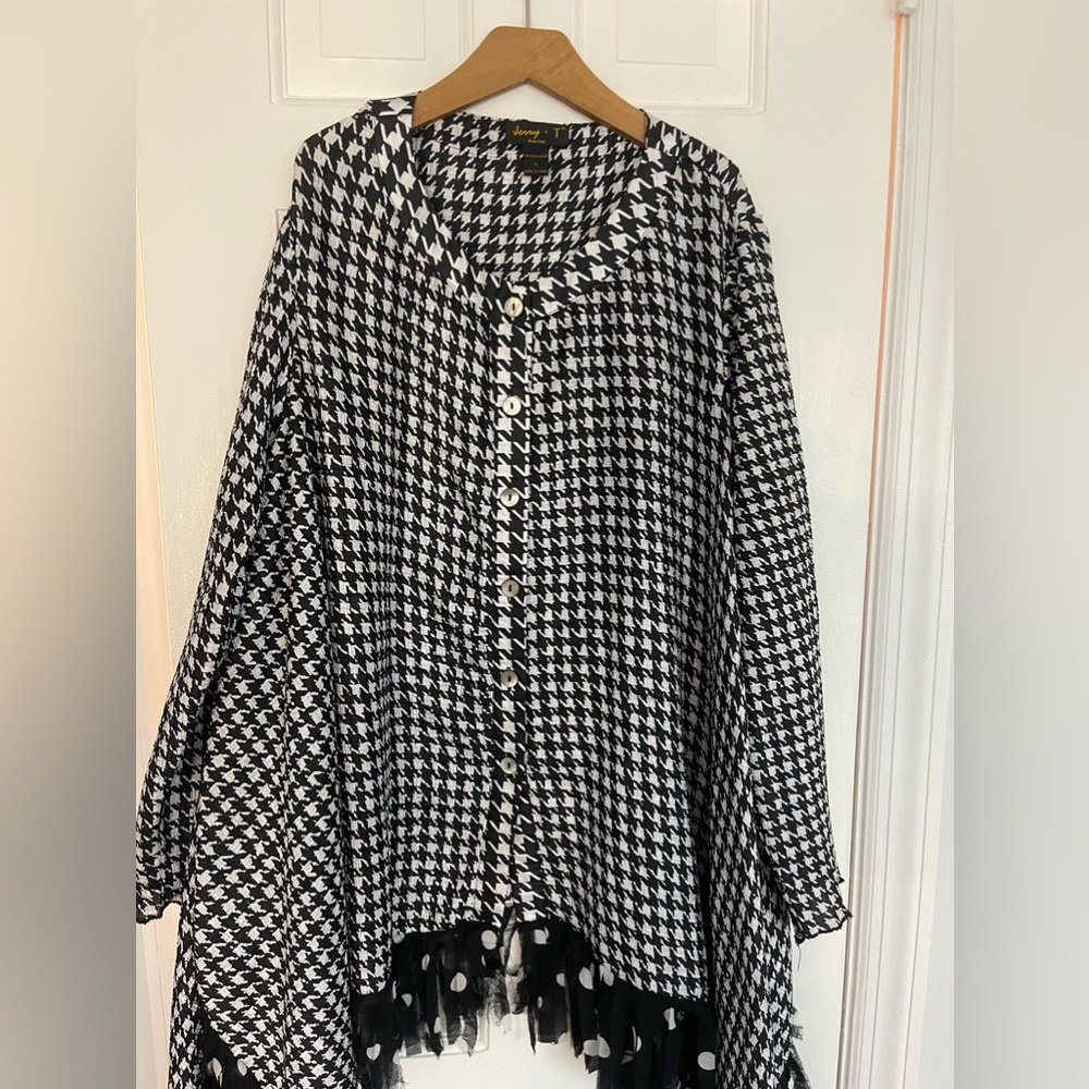 jerry t shirt/dress